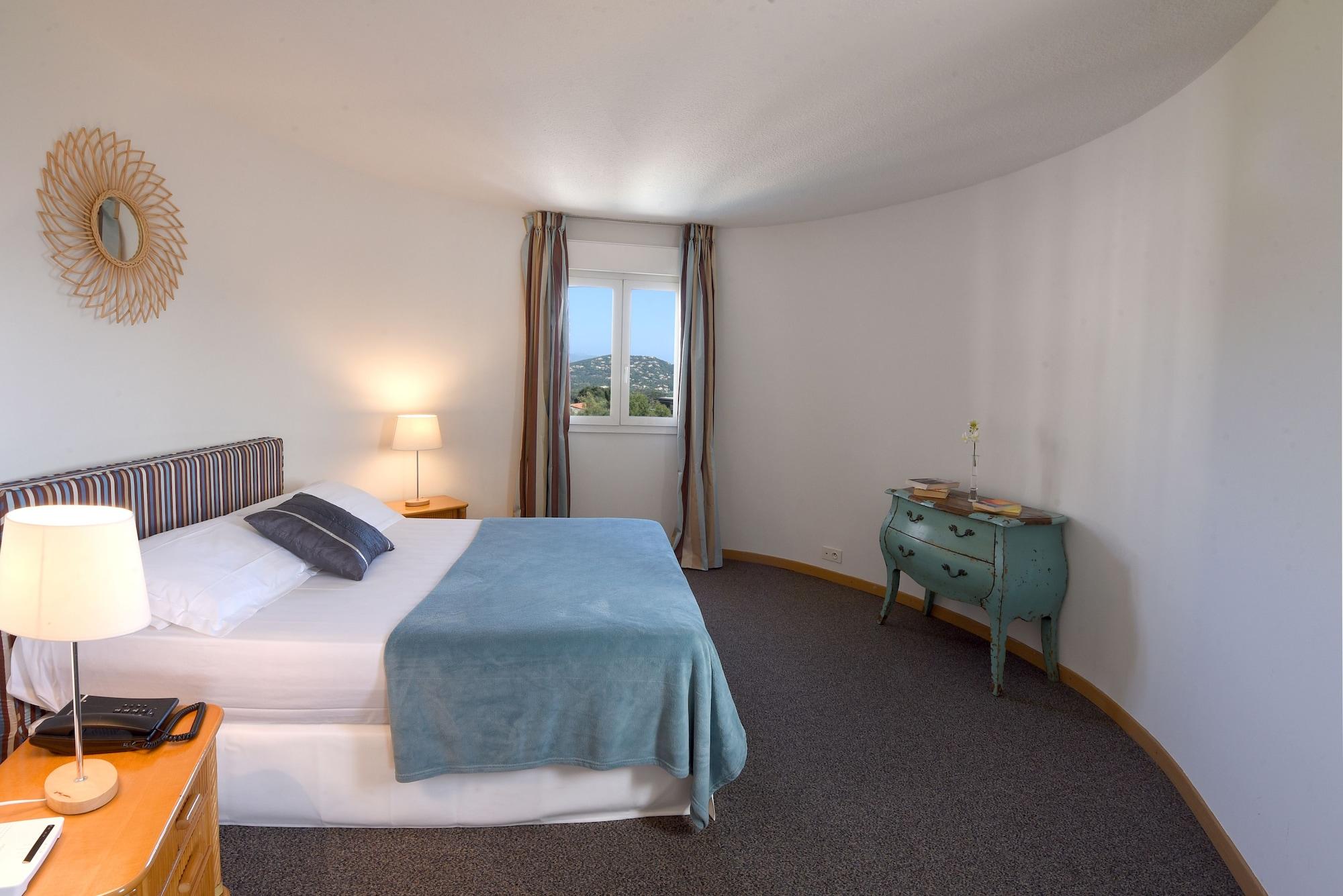 Hotel Le Tilbury Porto-Vecchio  Exteriör bild