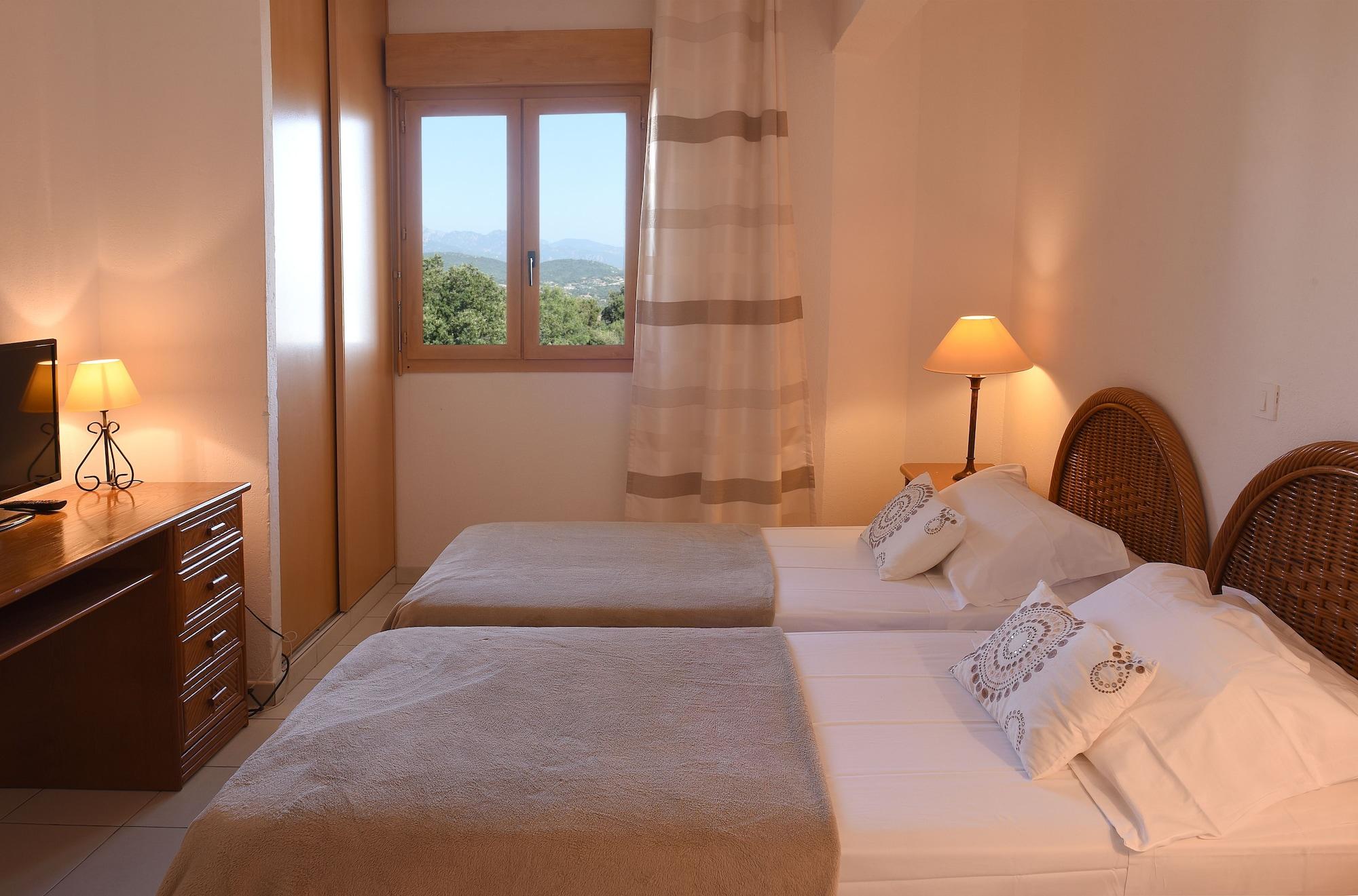 Hotel Le Tilbury Porto-Vecchio  Exteriör bild