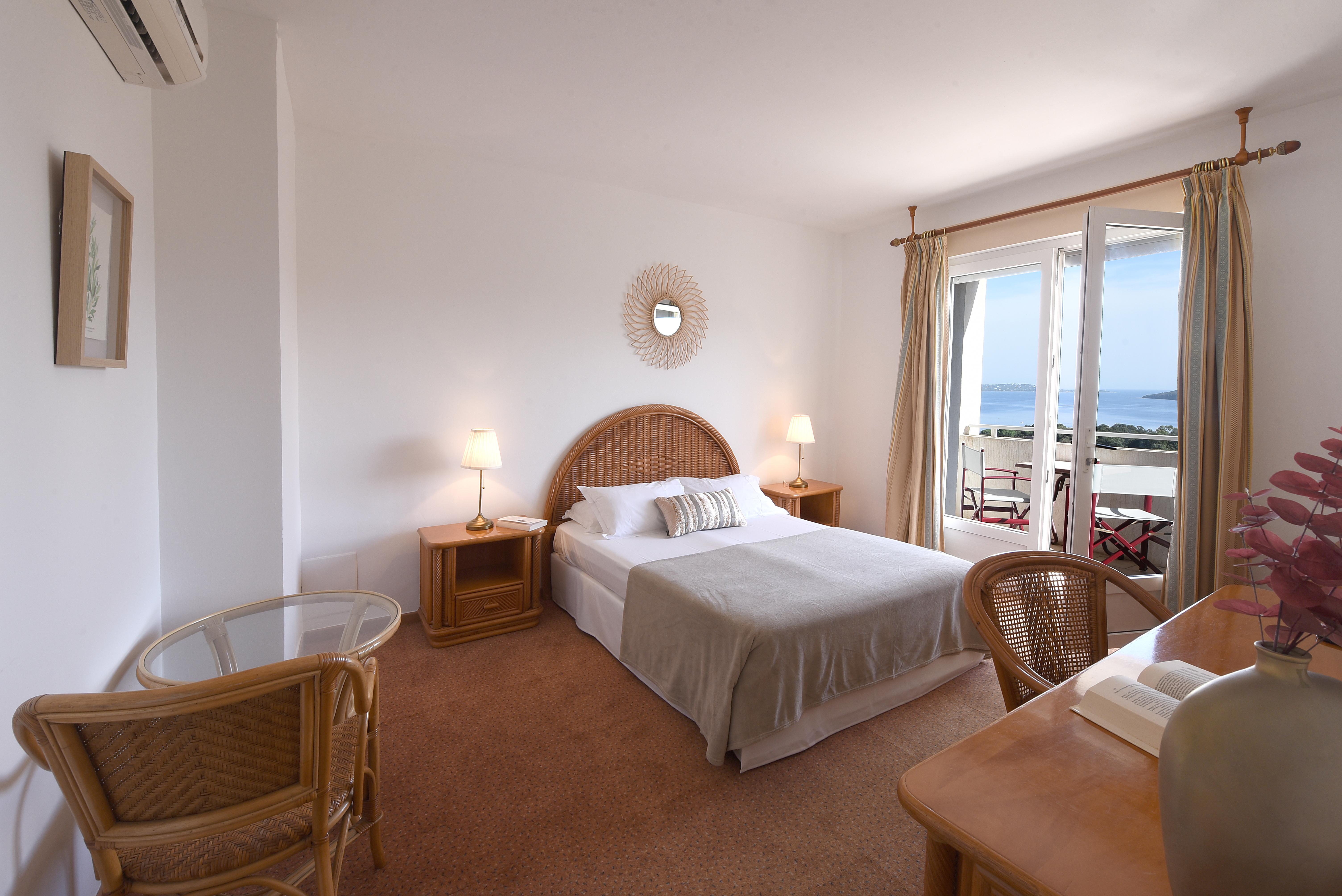 Hotel Le Tilbury Porto-Vecchio  Exteriör bild