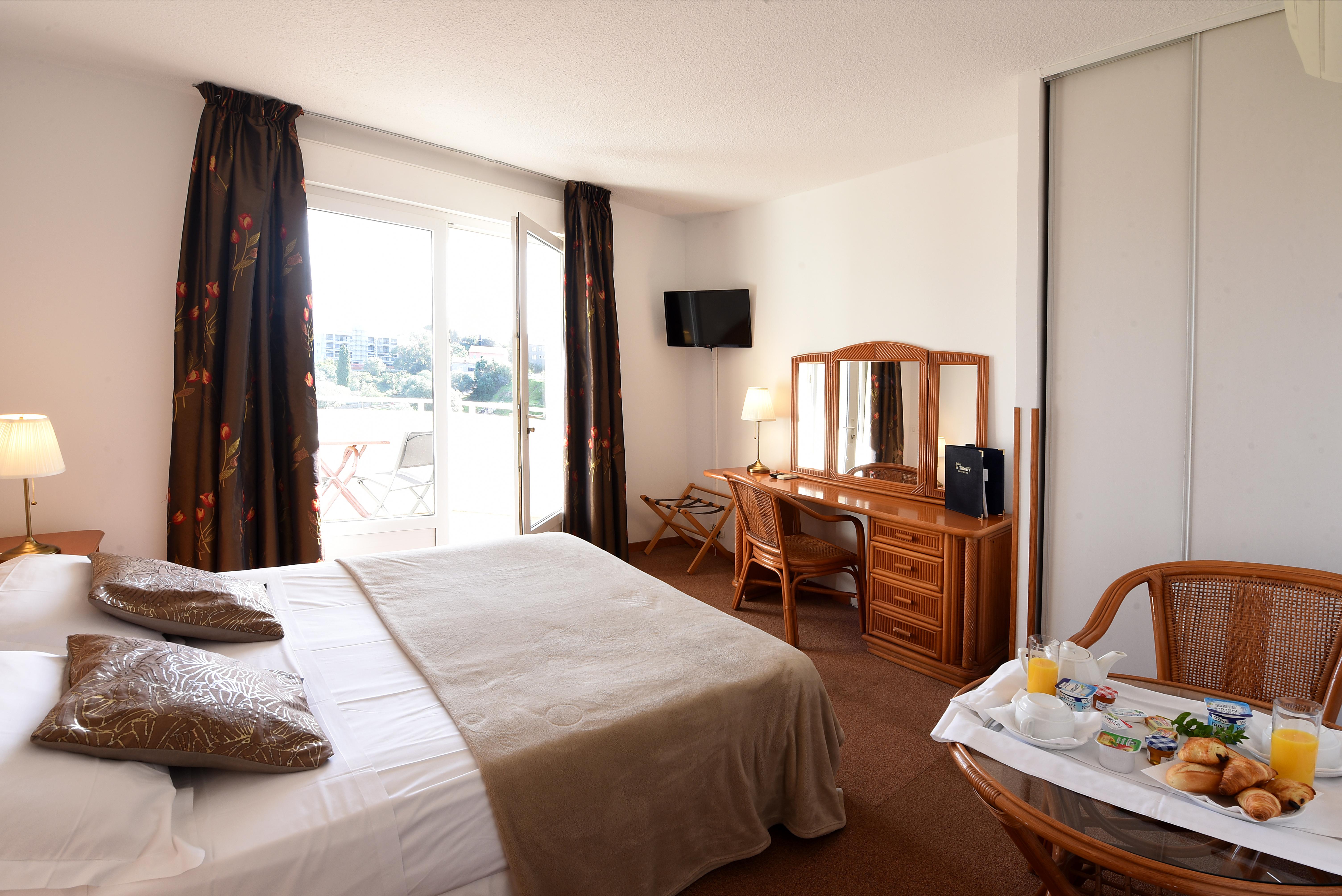 Hotel Le Tilbury Porto-Vecchio  Exteriör bild