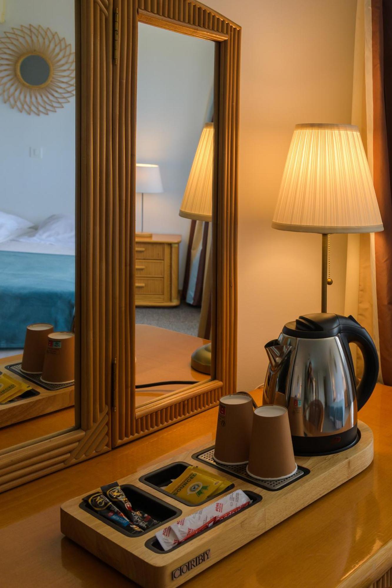 Hotel Le Tilbury Porto-Vecchio  Exteriör bild