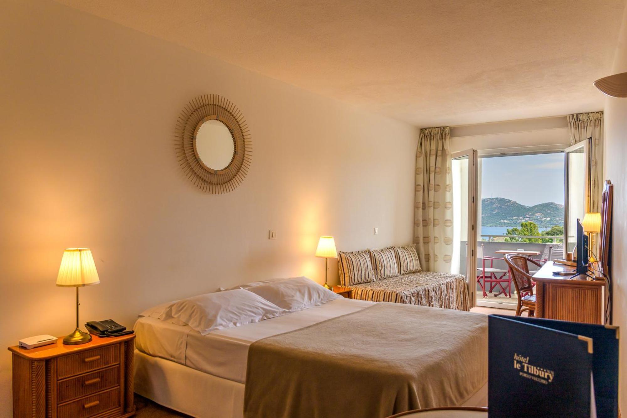 Hotel Le Tilbury Porto-Vecchio  Exteriör bild