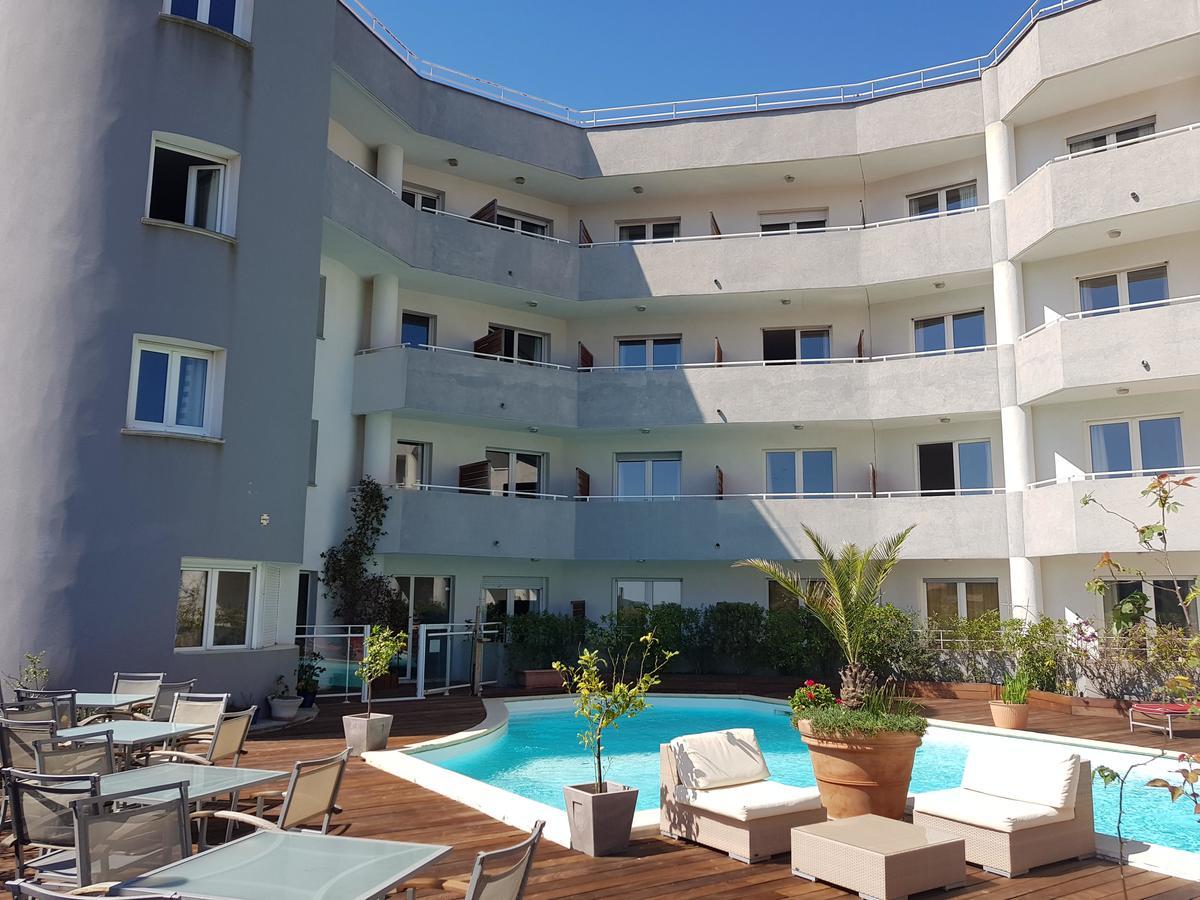 Hotel Le Tilbury Porto-Vecchio  Exteriör bild