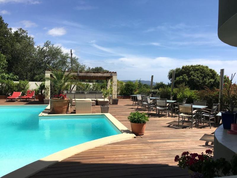 Hotel Le Tilbury Porto-Vecchio  Exteriör bild