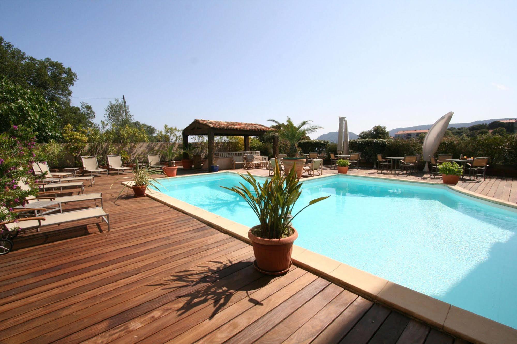 Hotel Le Tilbury Porto-Vecchio  Exteriör bild